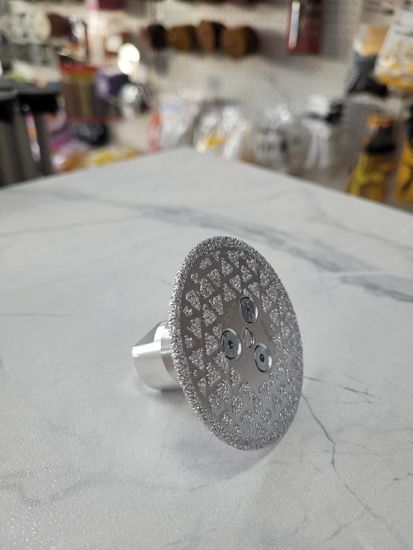 Диск алмазный 65 мм с фланцем М14 вакуумная пайка