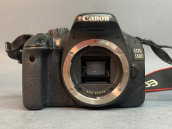 Canon EOS 550D Kit 18-55mm 35.298 Кадров