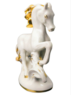 Фарфоровая статуэтка "Конь-огонь" ЛФЗ