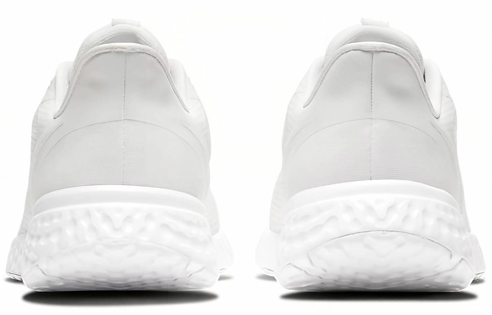 Кроссовки Nike Revolution 5 5 (Женская размерная сетка)