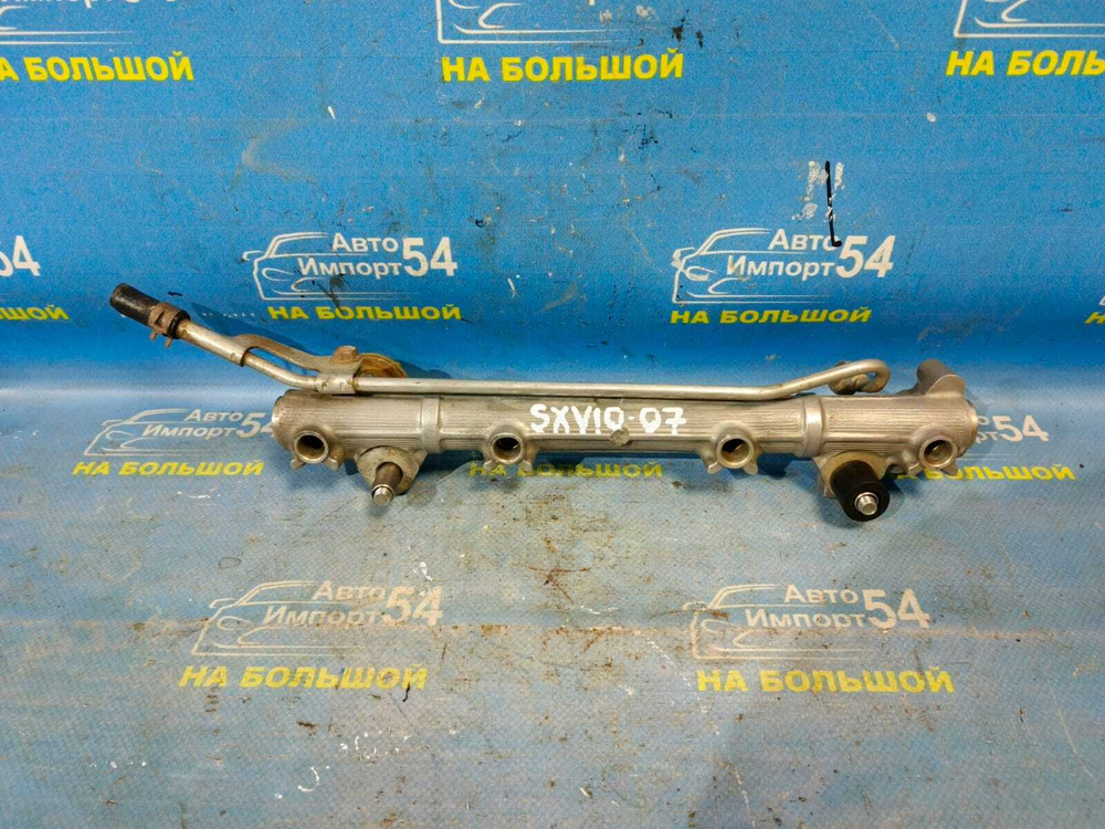 Топливная рейка TOYOTA CAMRY 1996