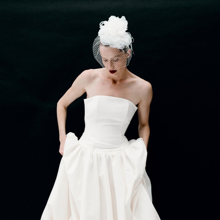 Вуаль классическая с шелковым цветком