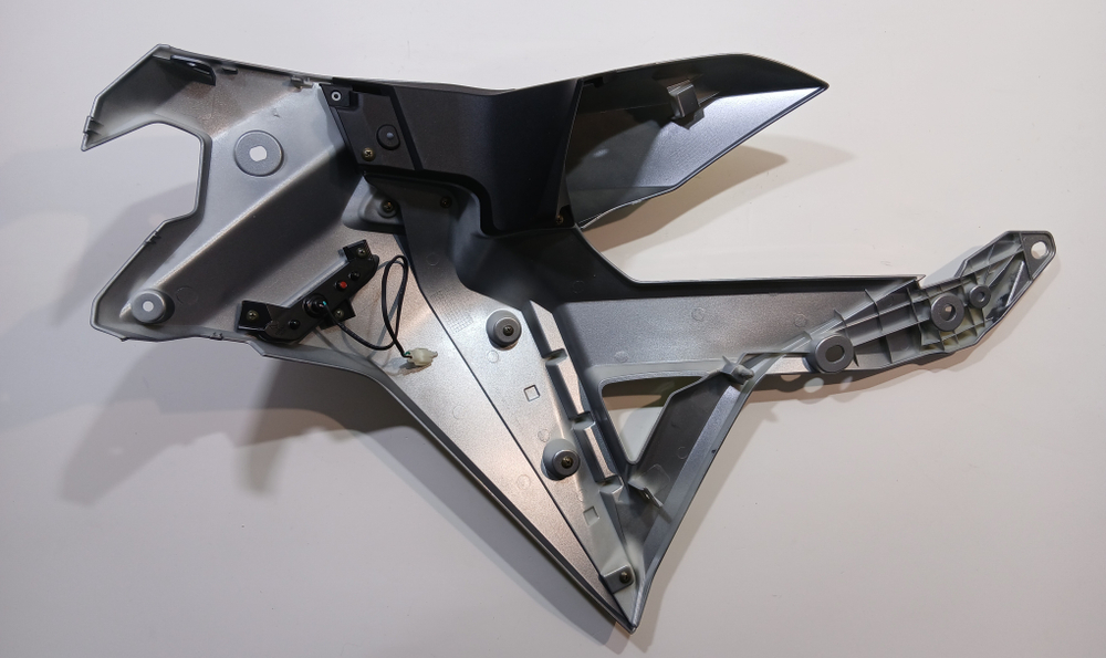 Пластик передний правый с ДХО REGULMOTO  ADV 300 OFF ROAD