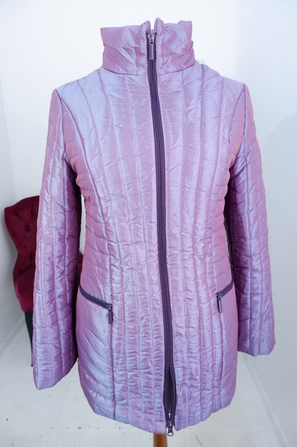 Куртка удлиненная, визуально на 42 размер