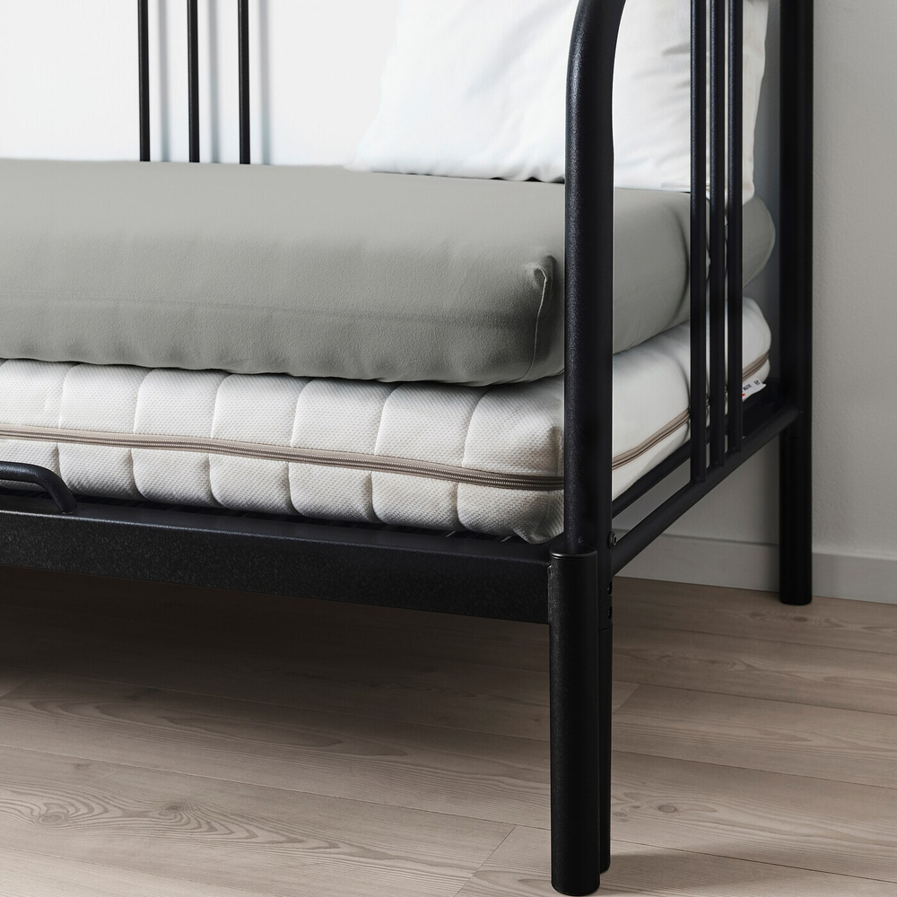 IKEA VÅRVIAL  (ИКЕА ВÅРВИАЛ)  -  Простыня для шезлонга на резинке, светло-серая, 80x200 см