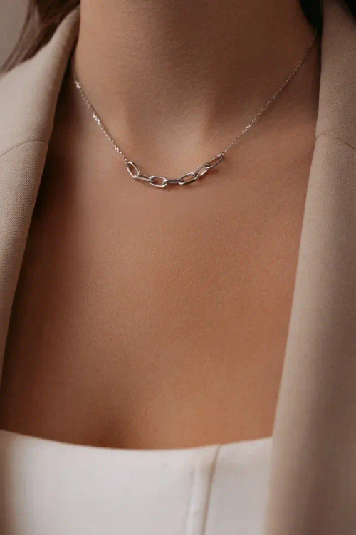 Колье с крупной цепью в серебре