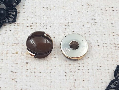 Пуговицы костюмные, d 1,8 см, коричневый