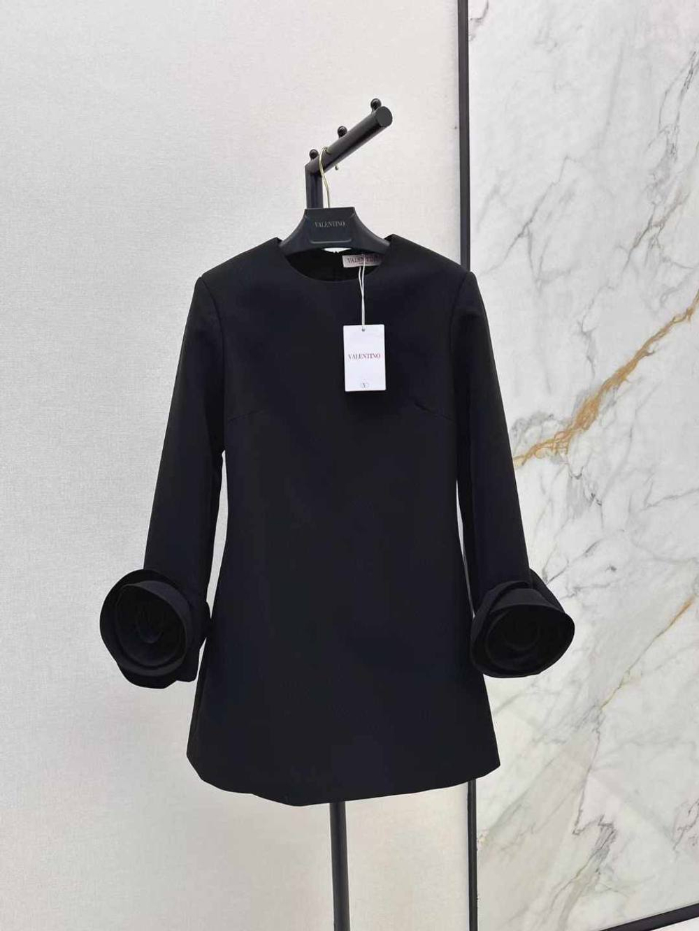Платье Valentino