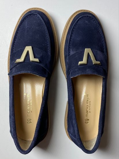 Лоферы женские