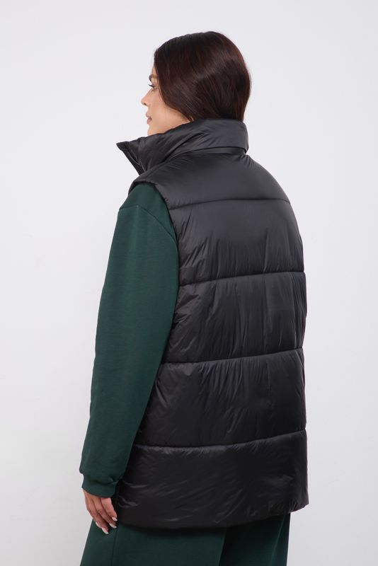 Жилет утепленный с поясом, черный