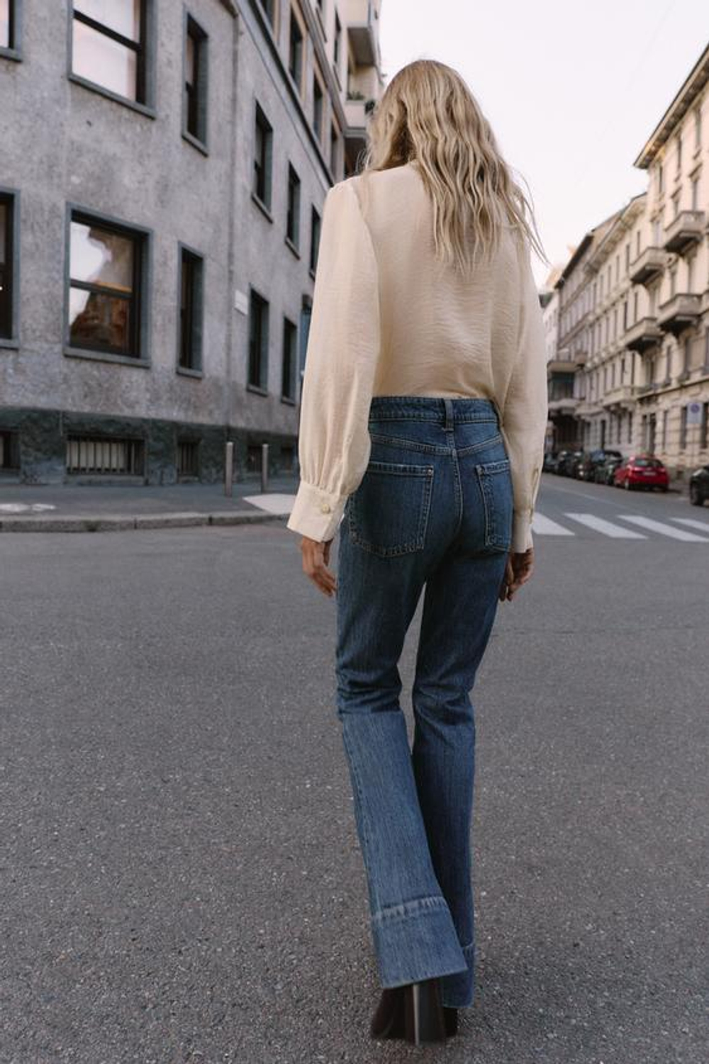 ZARA ДЖИНСЫ Z1975 КЛЕШ СО СРЕДНЕЙ ПОСАДКОЙ И РЕЛЬЕФОМ, ЗЕЛЕНОВАТО-СИНИЙ