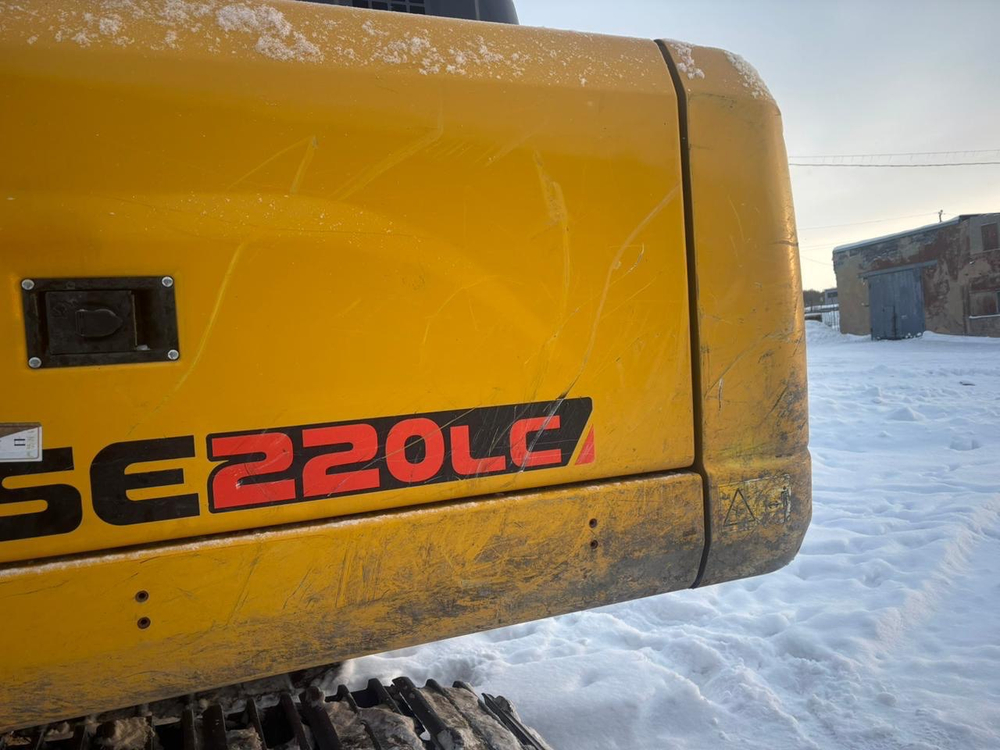 SHANTUI SE* Экскаватор SE220LC (Дизельный, 5,9 л, 152 л.с., АТ)