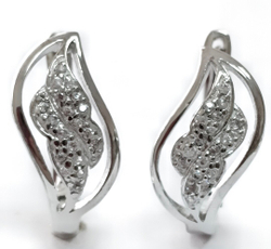 Ювелирные серьги из серебра с фианитами