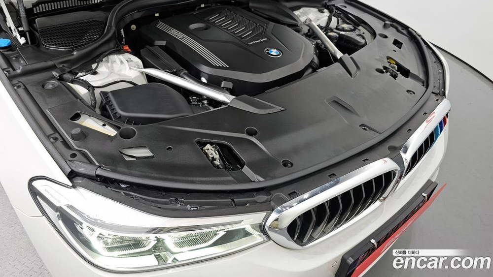 BMW 6 Series GT (G32) 640i xDrive M Sports (09.2020)