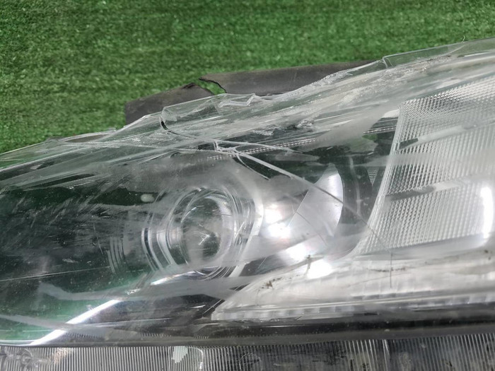 Битая Фара левая Subaru Outback 6 (2019-2022) LED