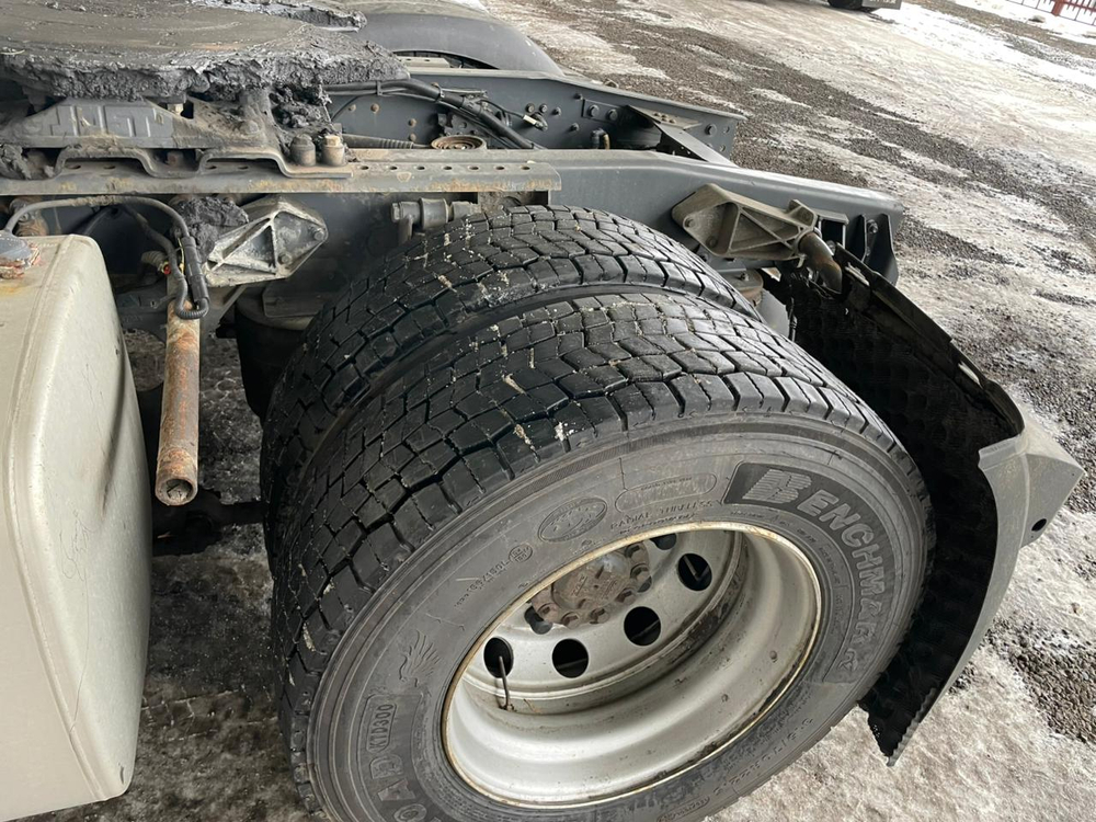 DAF XF 4x2 Седельный тягач FT XF 105 460 (Дизельный, 12,9 л, 462 л.с., МТ)