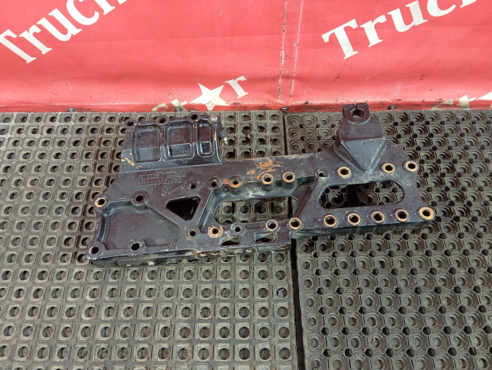 Кронштейн рессоры передней правый 2023г