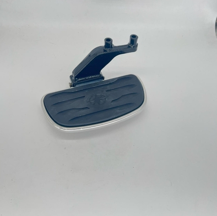 Платформа пассажирская с кронштейном (левая) Yamaha XVZ1300 Royal Star 4YE-27430-00