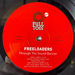Винтажная виниловая пластинка LP Freeloaders, Through The Sound Barrier (Австралия 2000)