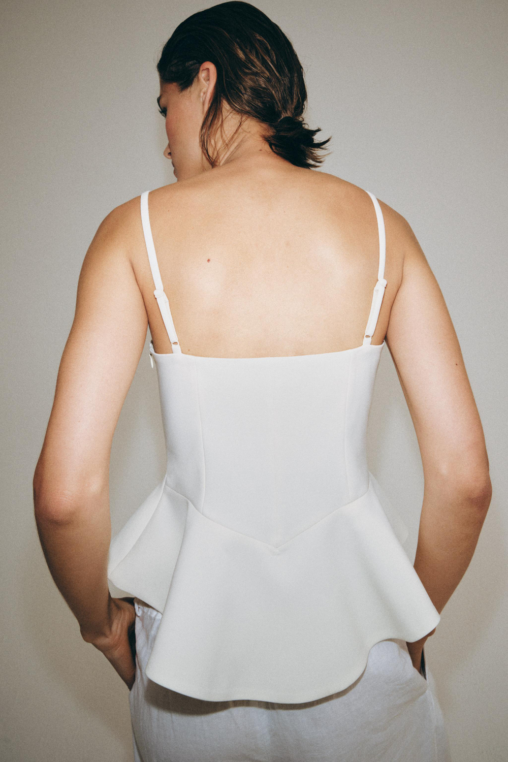 ZARA ТОП С БАСКОЙ — ZW COLLECTION, ЭКРЮ
