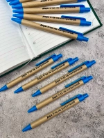 Набор бумажных ручек надписями