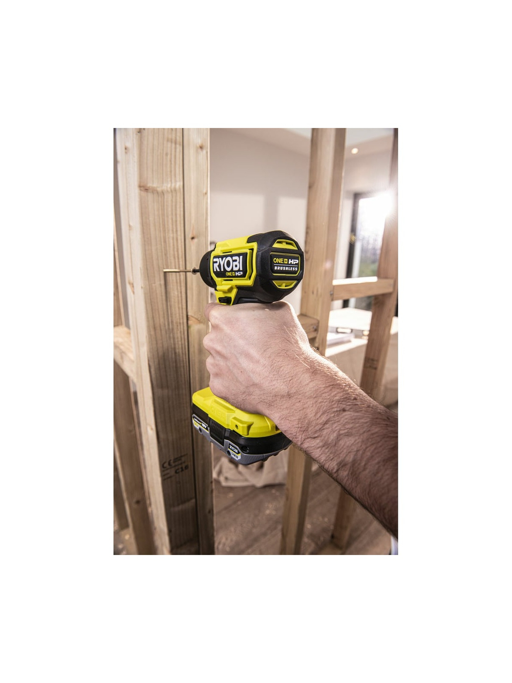 Бесщеточный импульсный винтоверт Ryobi ONE+ HP RID18C-0 5133004938