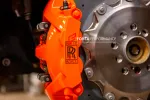 КАРБОН КЕРАМИЧЕСКАЯ УСИЛЕННАЯ ТОРМОЗНАЯ СИСТЕМА ДЛЯ ROLLS-ROYCE CULLINAN 2018-2024 Роллс Ройс