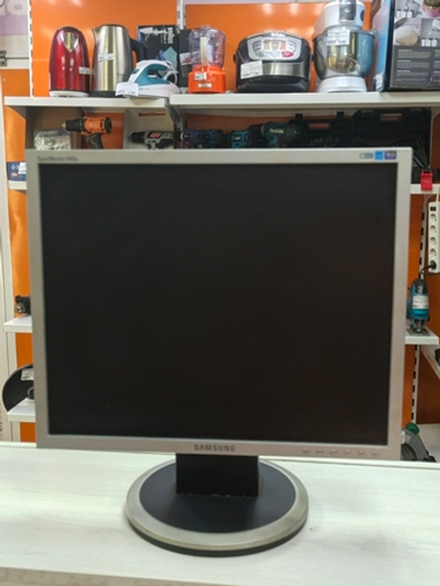 Монитор Samsung SyncMaster 940N