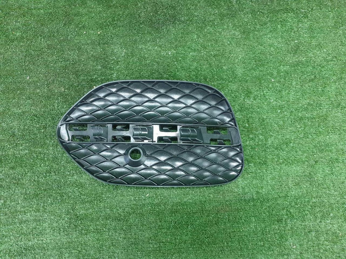 Решетка переднего бампера левая Mercedes GLE c292 (2015-2019)