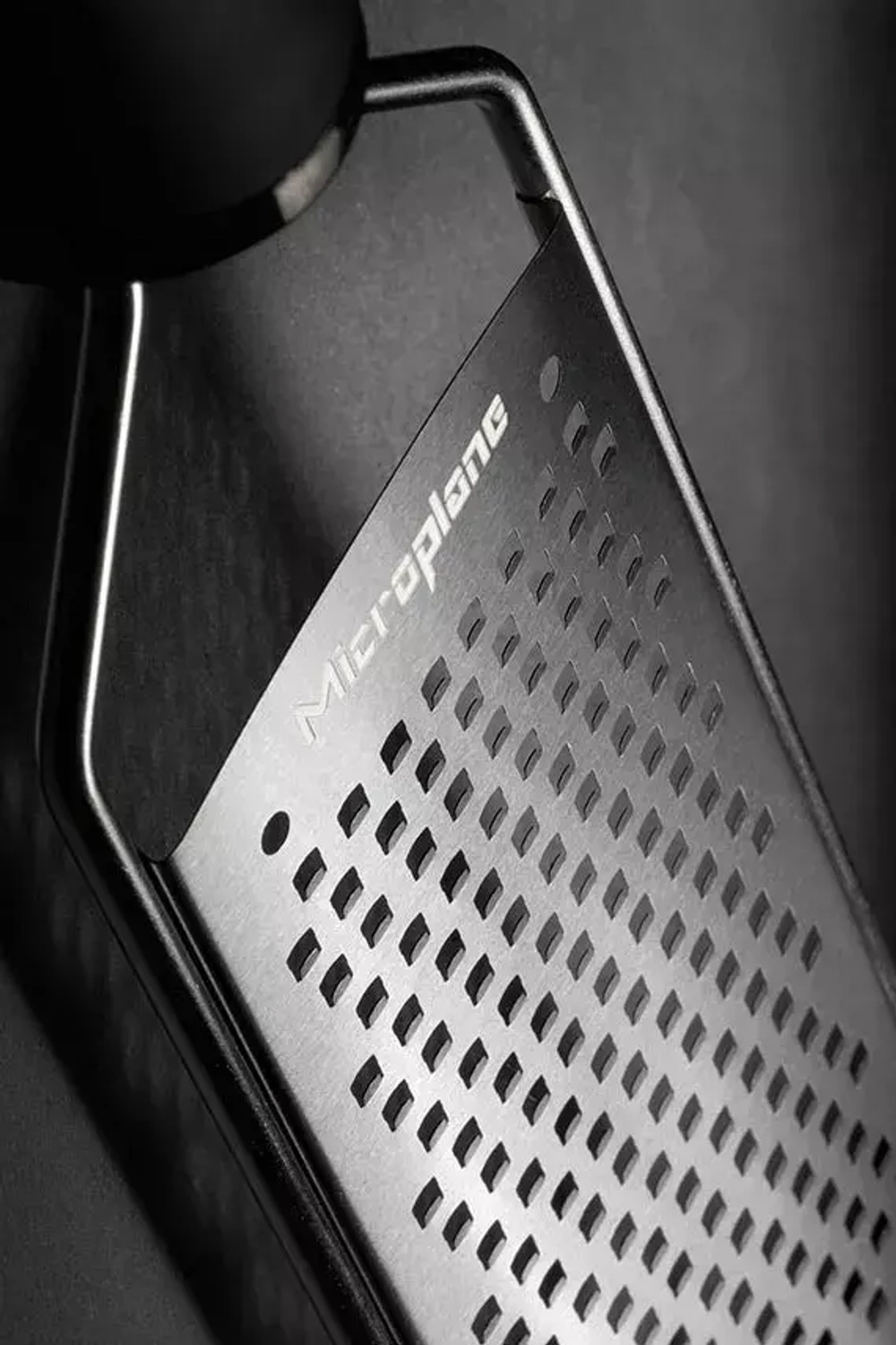 Microplane - Профессиональная крупная терка / артикул   38000  / GTIN 098399380001