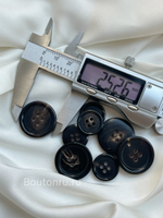 Пуговицы на прокол натуральный рог темно-коричневые с бежевыми прожилками