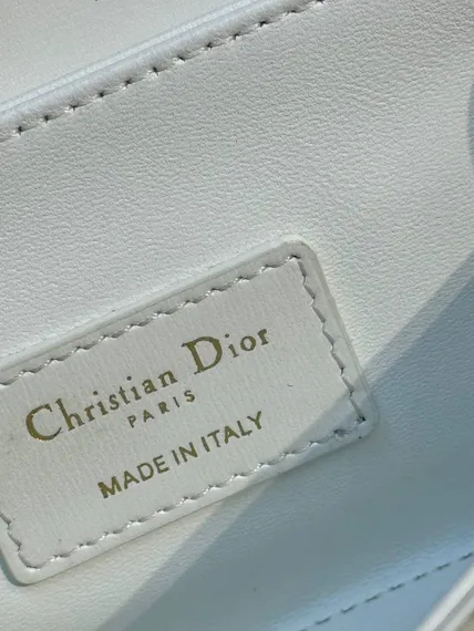 Сумка Dior 30 Montaigne Avenue Top Handle, белый