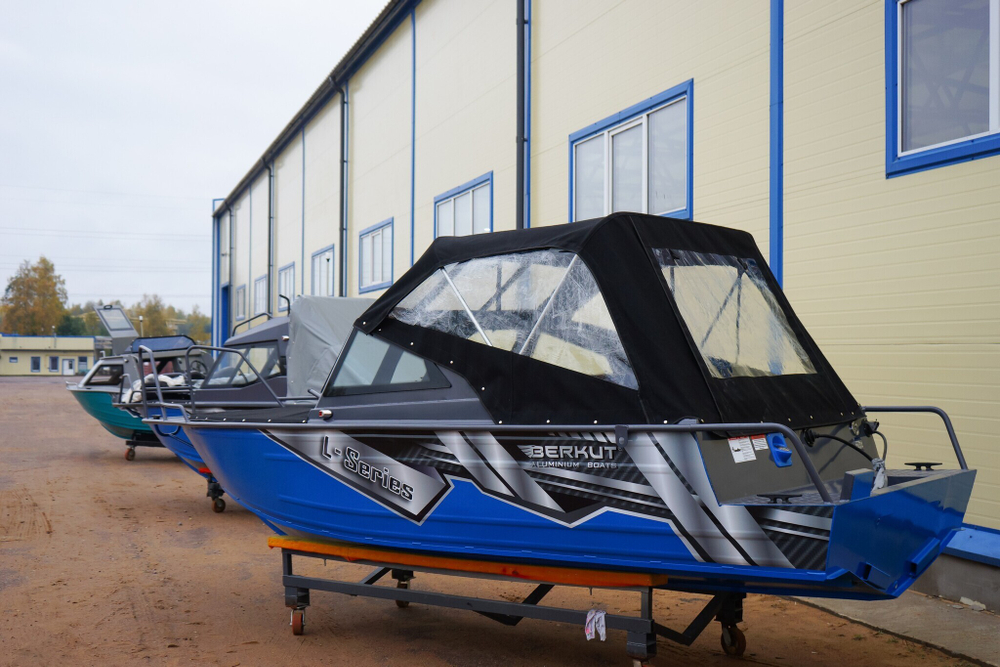 Лодка BERKUT L-Arctica