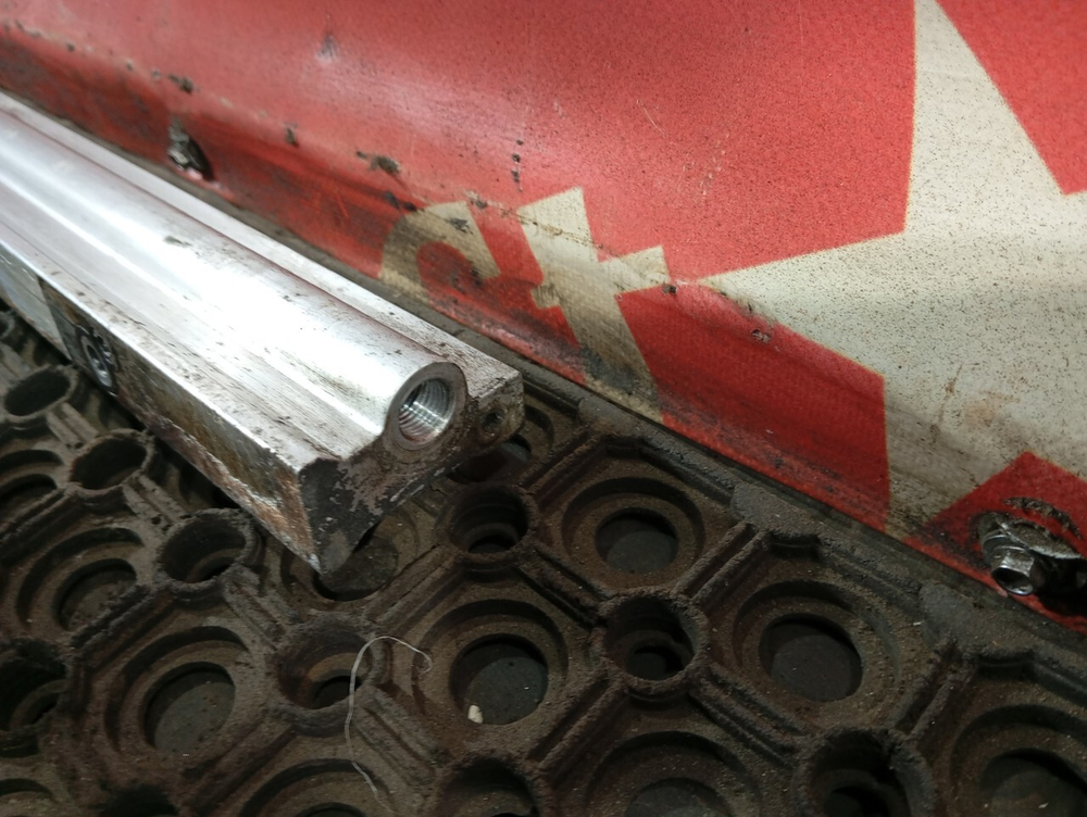 Рампа топливная DC11