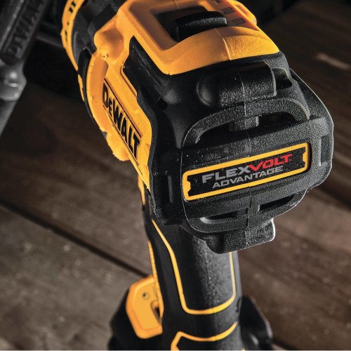 Дрель аккумуляторная DEWALT  DCD 999 NT