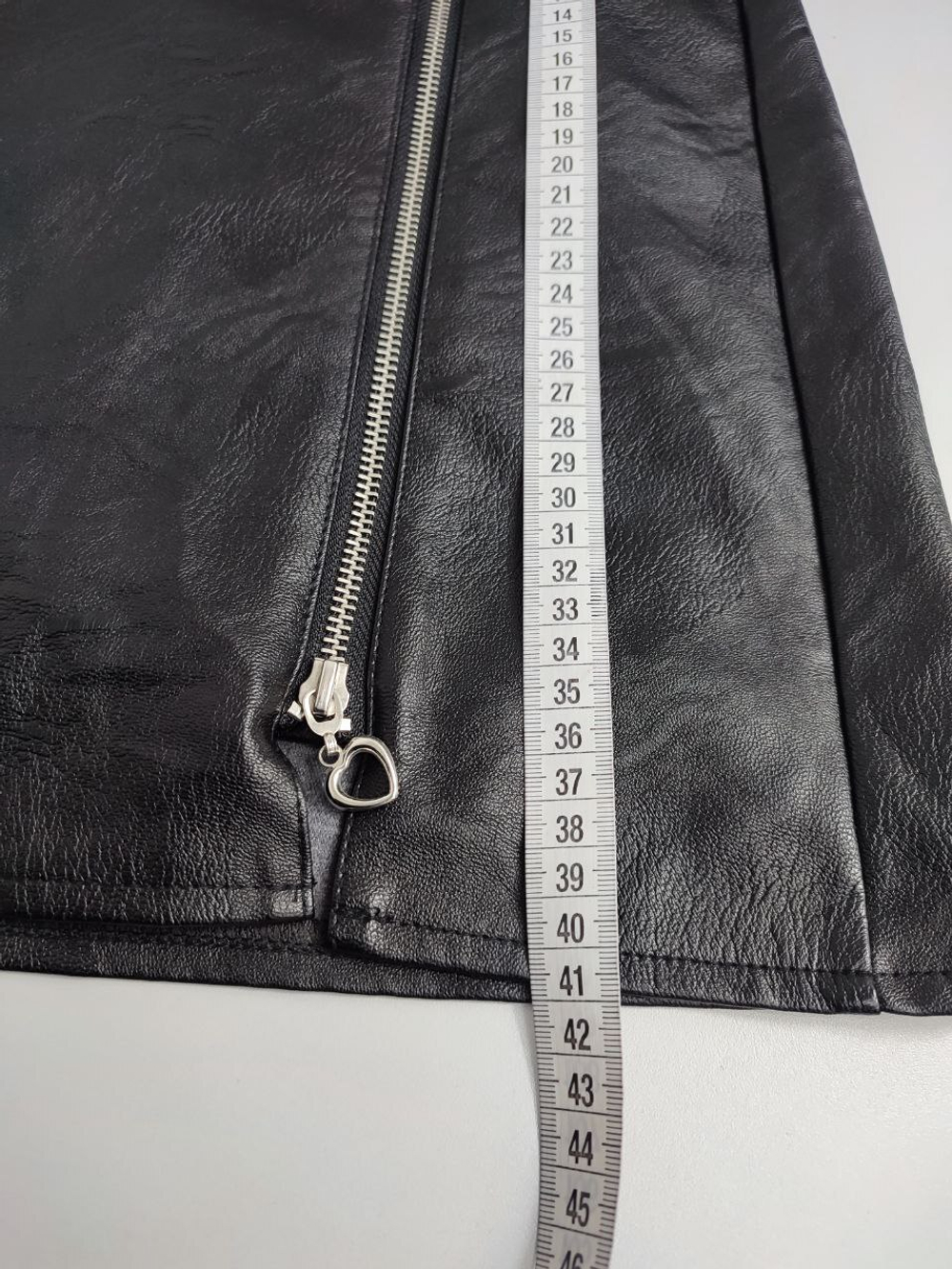 Юбка Lipian под "кожу" 40 размер