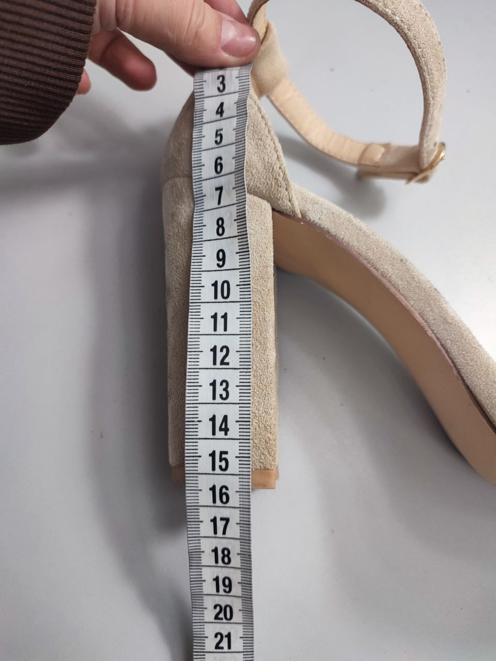 Туфли Erynn на каблуке 40 размер