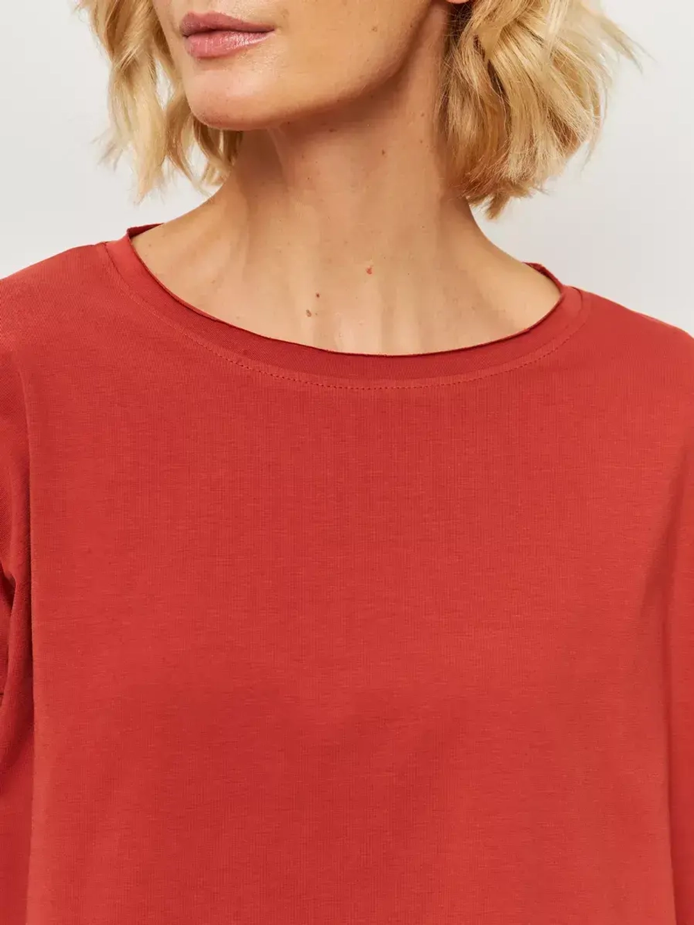 Лонгслив оверсайз с рукавом 3/4 терракотовый