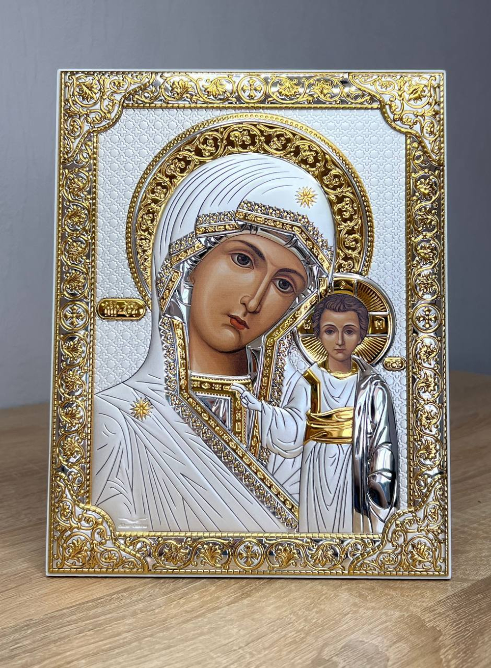 Казанская БМ, икона прямоугольная без рамки, белое дерево 175х225