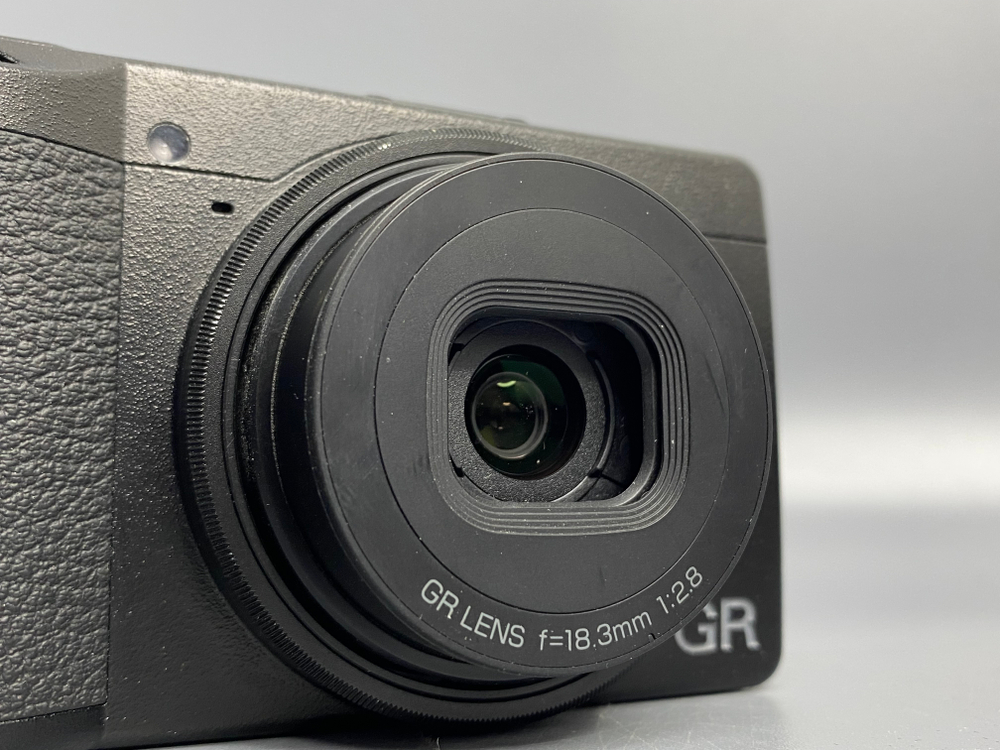 Ricoh GR III