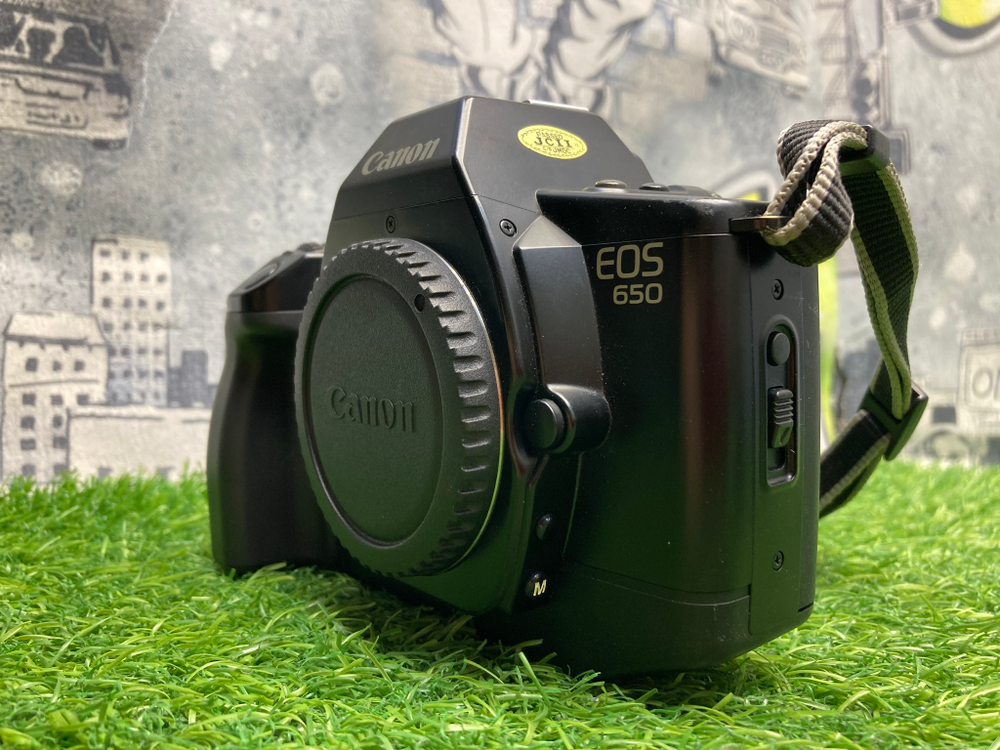 Canon EOS 650