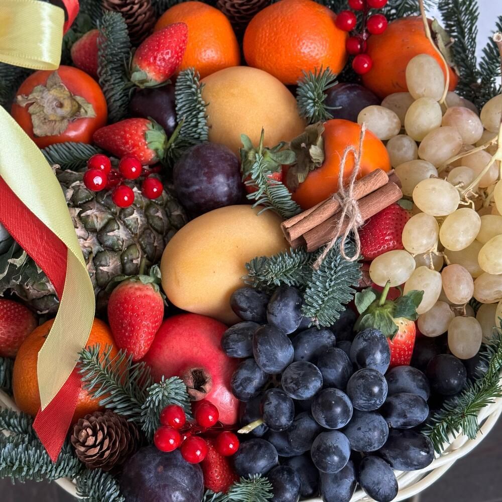 Новогодняя фруктовая корзина с фруктами , премиум