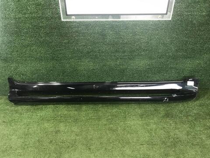 Накладка порога правая Toyota Land Cruiser 200 (2015-2021)