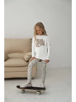 Бежевый костюм для девочки на осень