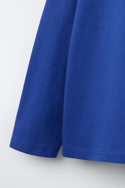 ZARA ЛОНГСЛИВ С ВЫШИТЫМ ЛЬВОМ, СИНИЙ