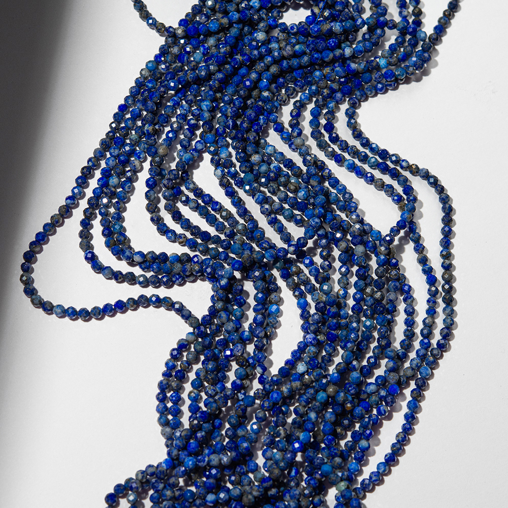 Лазурит натуральный, с включениями пирита, 3,3мм, шар, микроогранка