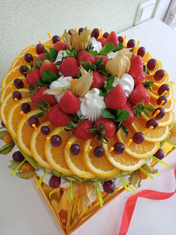 Фруктовый торт  "Фруттопраздник"