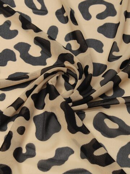 Сетка эластичная бежевая с черным принтом барс метражом