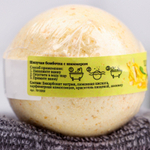 Бомбочка для ванны с шиммером и ароматом банана - 110 гр.