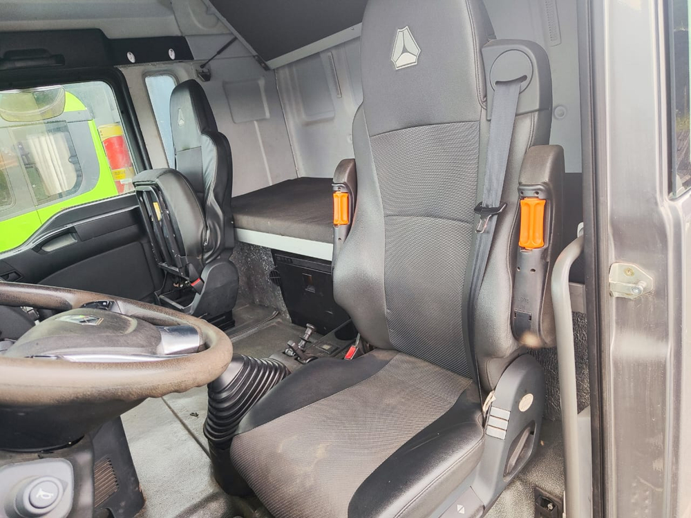 SITRAK C7H 6x4 Седельный тягач ZZ4256V364HE (Дизельный, 12,4 л, 540 л.с., МТ)